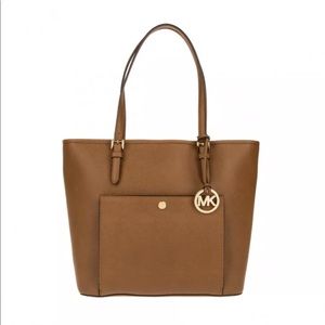 New Michael Kors Jet Set Item Large Tote